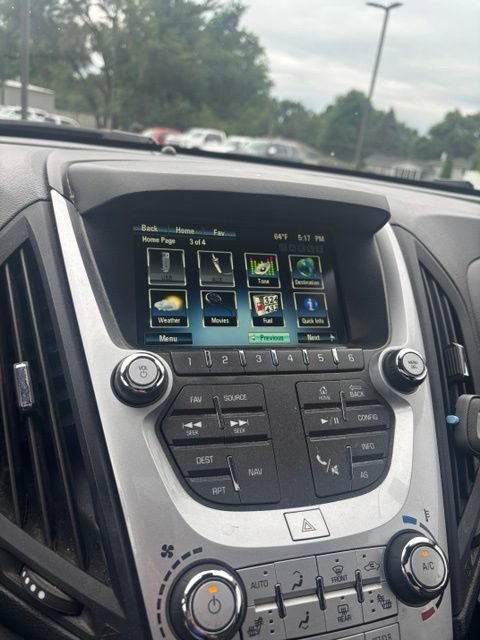 Used 2016 SUMMIT WHITE Chevrolet LT image 24