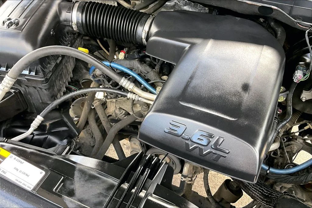 Used 2020 Silver Ram Tradesman image 27
