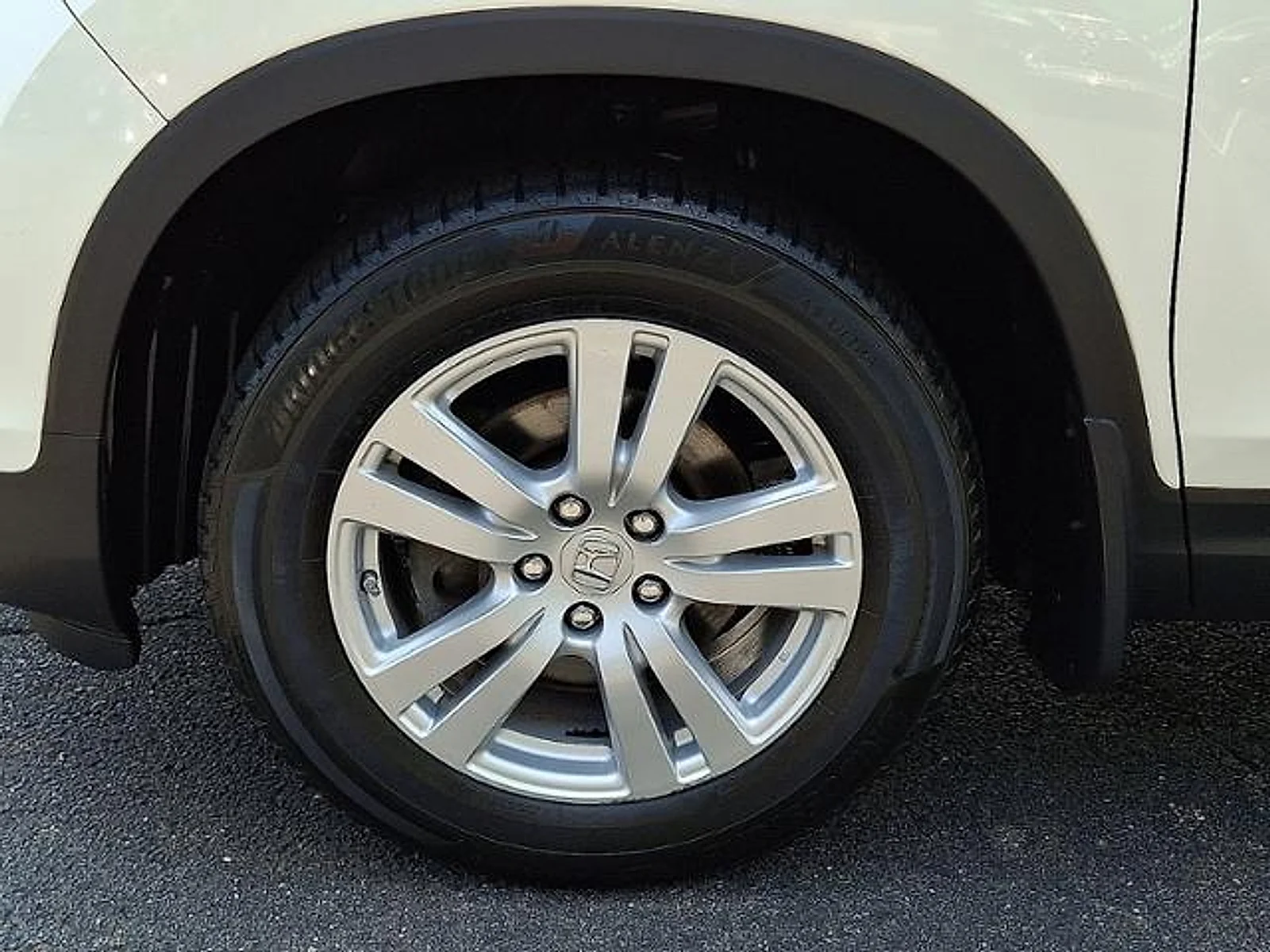 Used 2017 White Diamond Pearl Honda LX image 26