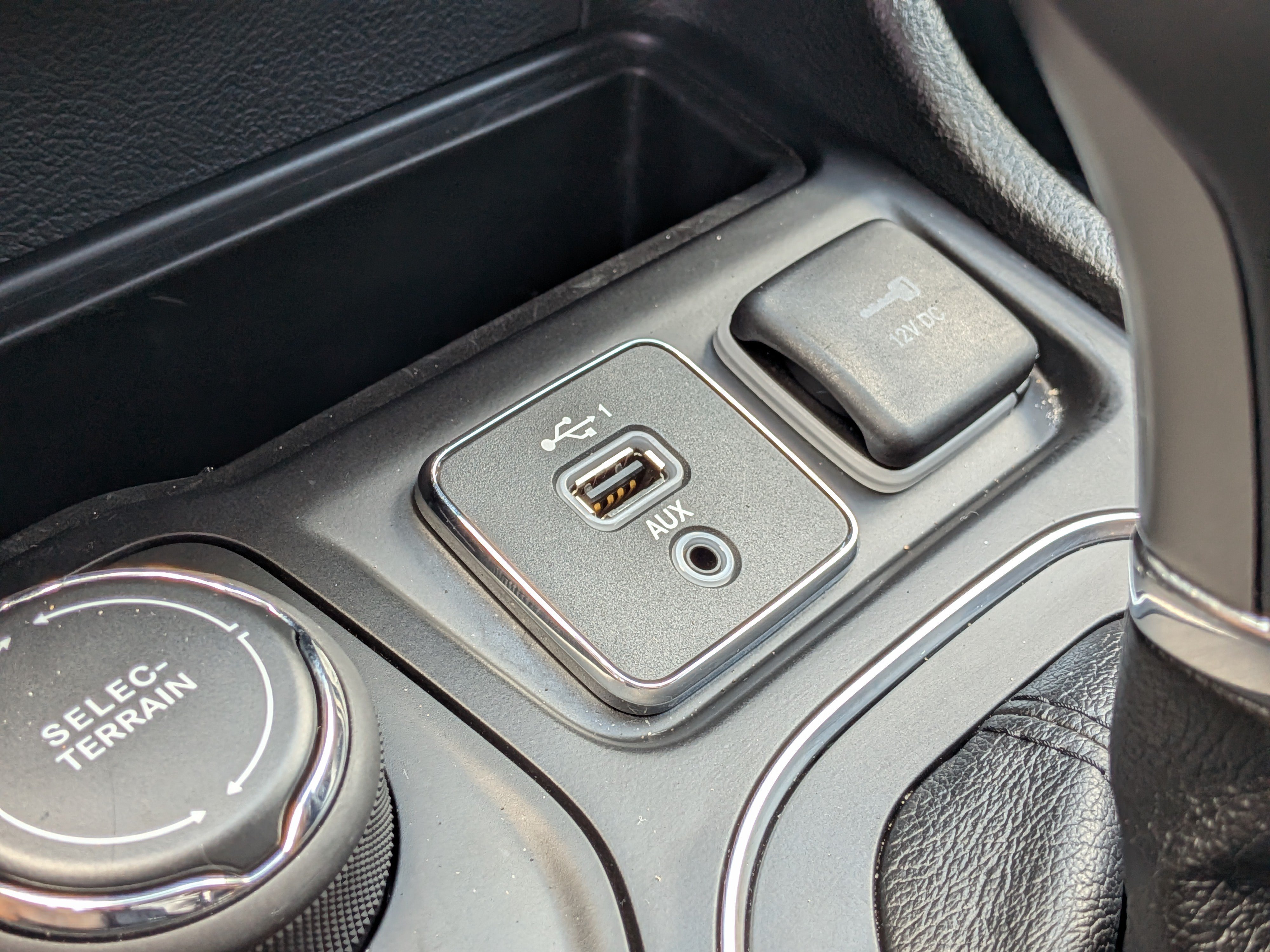 2019 Jeep Cherokee Latitude Plus - Photo 31