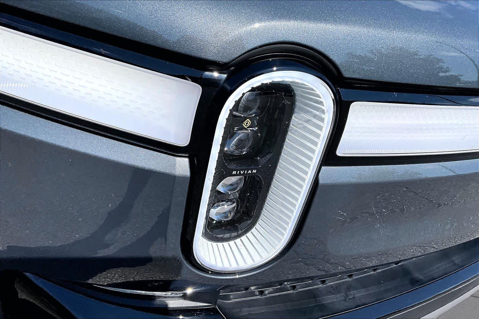 Used 2023 Midnight Black Rivian Adventure image 26
