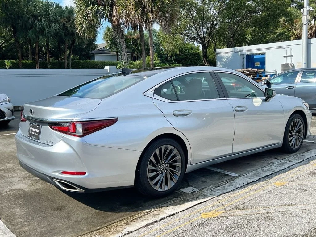 Certified Used 2024 IRIDIUM Lexus 350 Luxury image 7