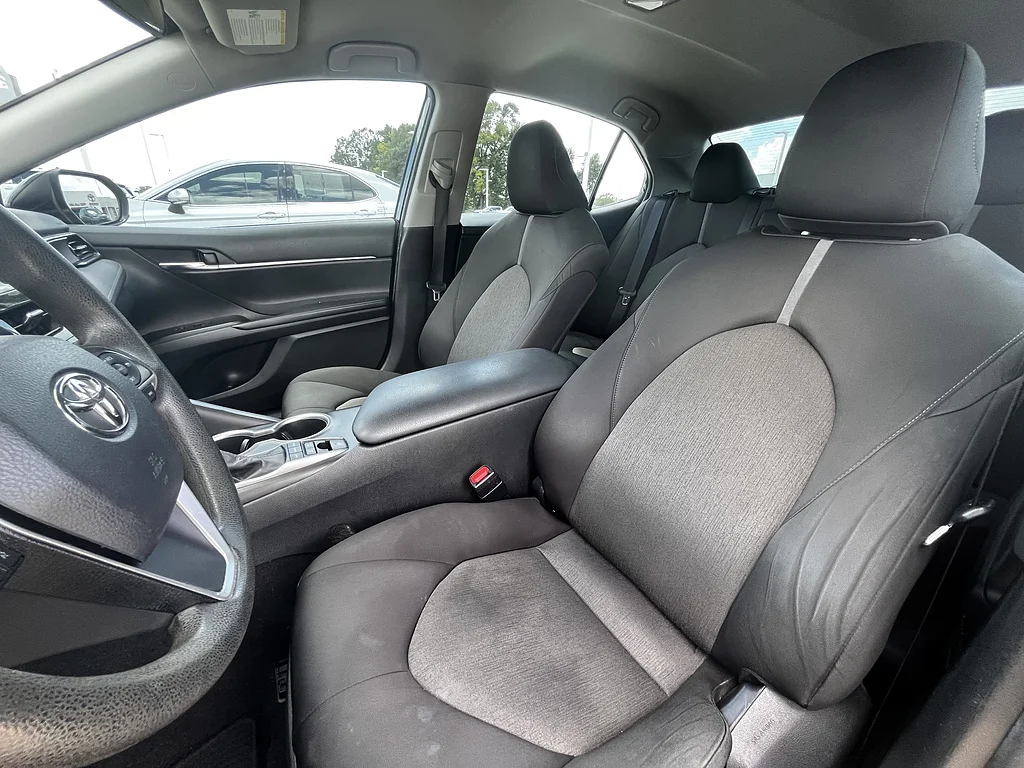 Used 2022 Midnight Black Metallic Toyota LE image 8