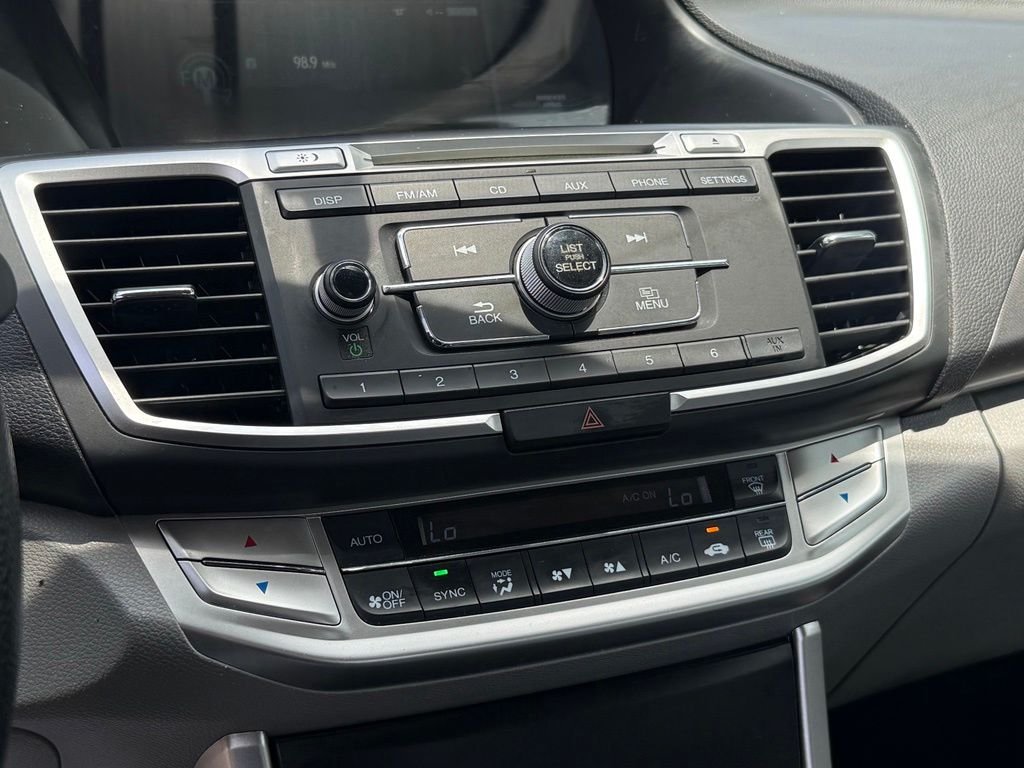 Used 2015 Blue Honda LX image 16