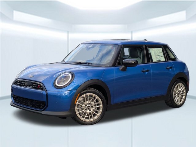 New 2026 MINI 4 Door Signature Plus Sportshatch in Pensacola