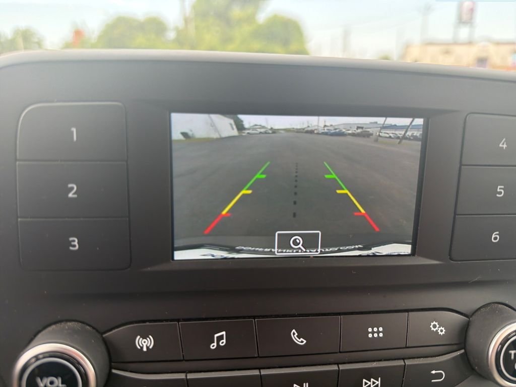 Used 2022 Silver Ford S image 9