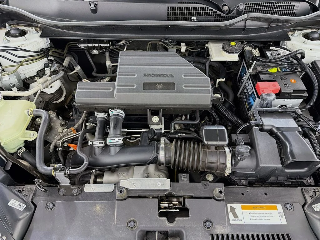 Used 2022 White Honda EX image 27
