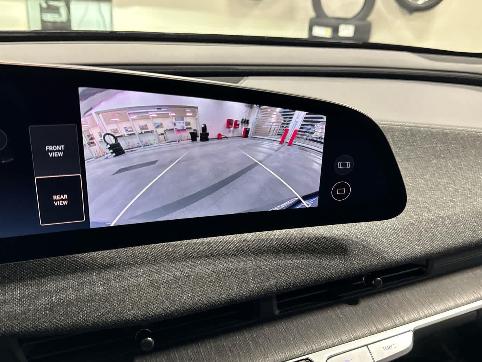 2024 Lucid Air Touring - Photo 36