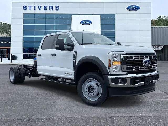 2025 Ford F-600 Super Duty Chassis Cab