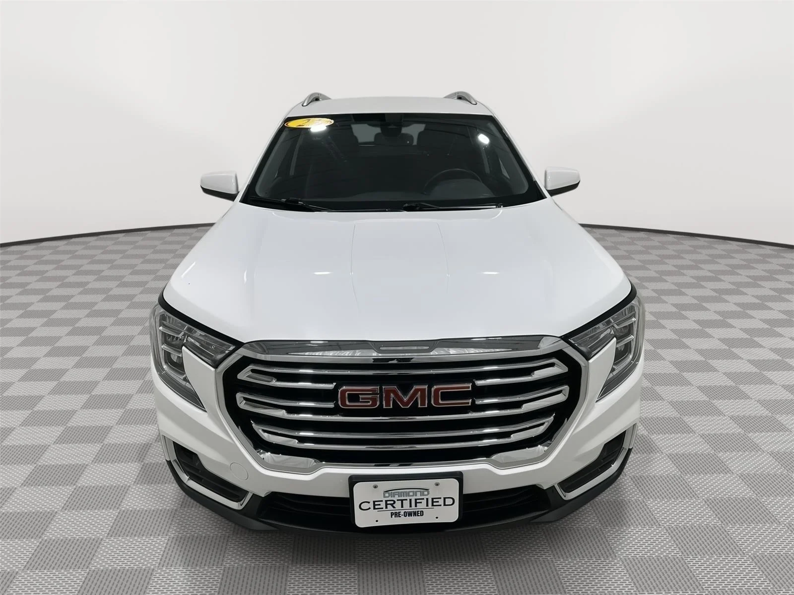 Used 2023 SUMMIT WHITE GMC SLT image 8