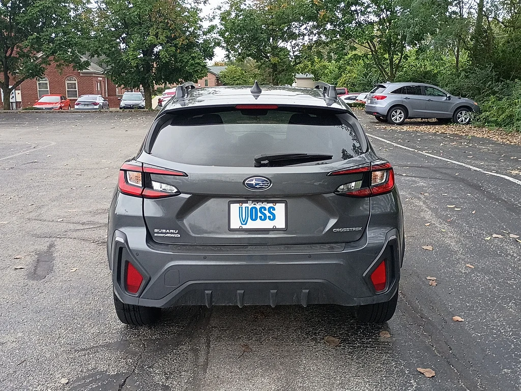 Used 2025 GRAY Subaru Limited image 4