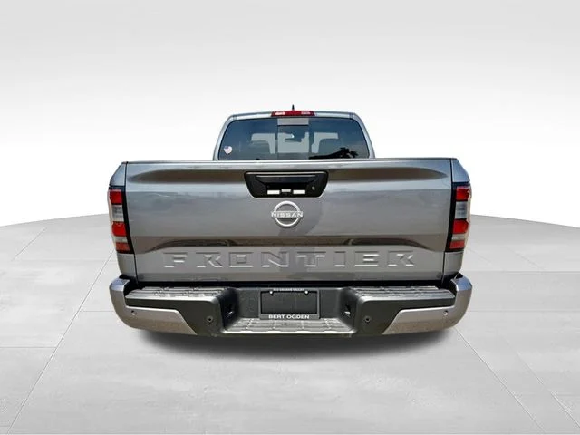 2025 Nissan Frontier SV - Photo 7