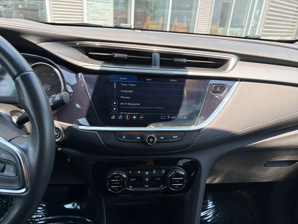 Used 2023 Gray Buick Select image 18