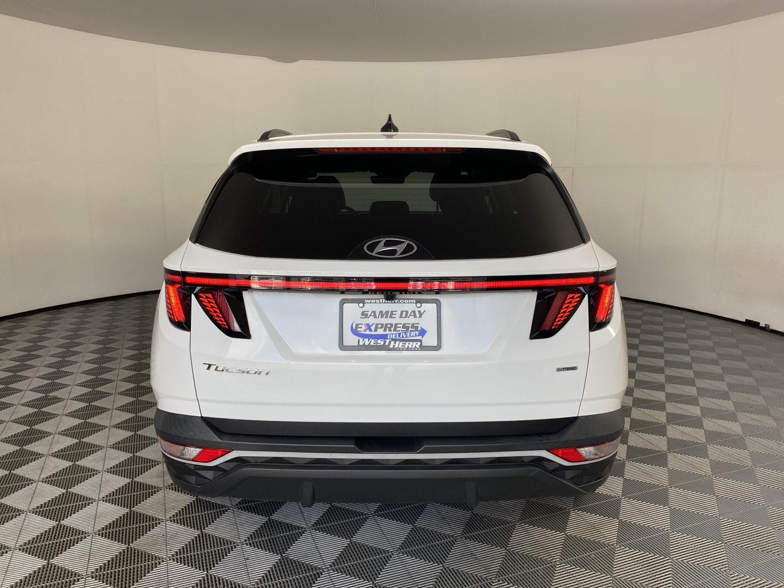 Used 2023 Serenity White Pearl Hyundai SEL image 16