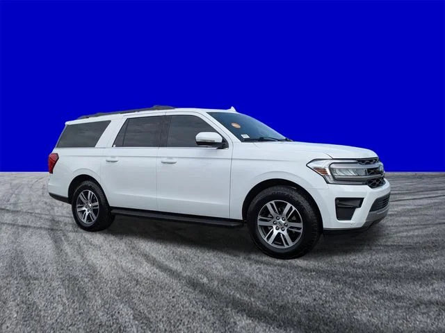 Certified Used 2024 Oxford White Ford XLT image 2