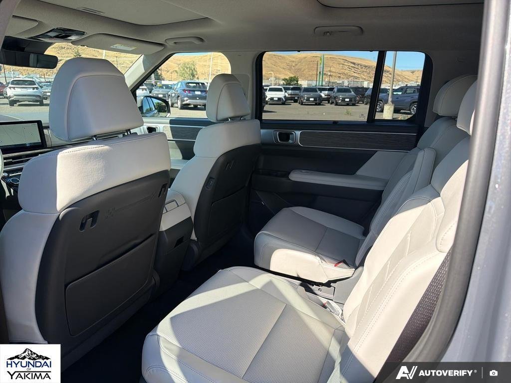 New 2026 Ecotronic Gray Hyundai Limited image 23
