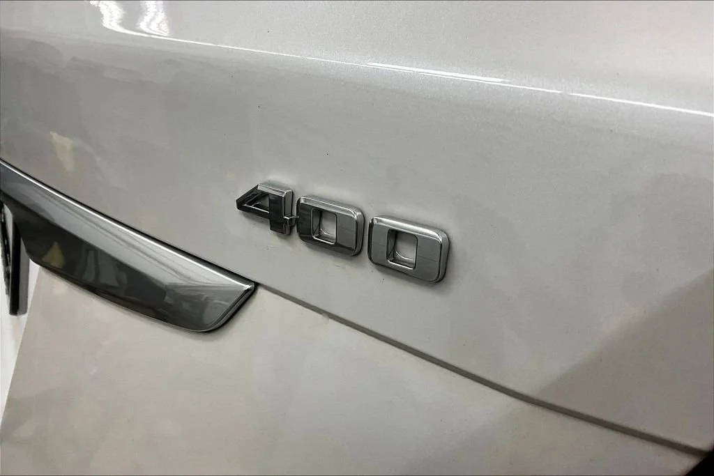 Used 2023 Crystal White Tricoat Cadillac Premium Luxury image 24