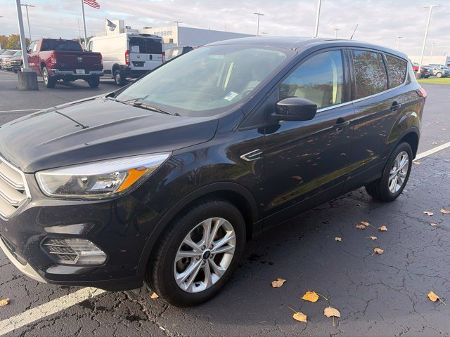 Used 2019 Black Ford SE image 3