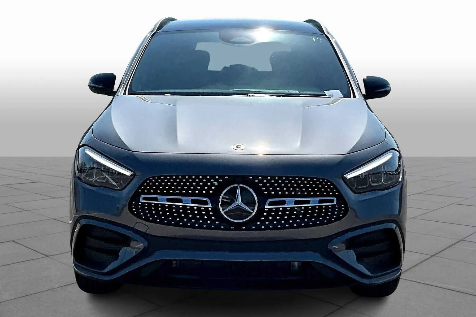 New 2026 Mountain Grey Metallic Mercedes-Benz GLA 250 image 3
