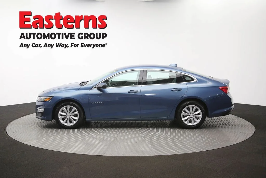 Used 2025 Blue Chevrolet LT image 61