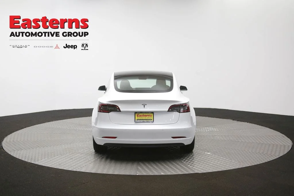 Used 2019 White Tesla Standard Range Plus image 31