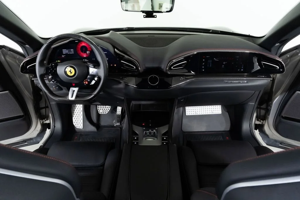 Used 2024 Alluminio Opaco Ferrari Base image 33