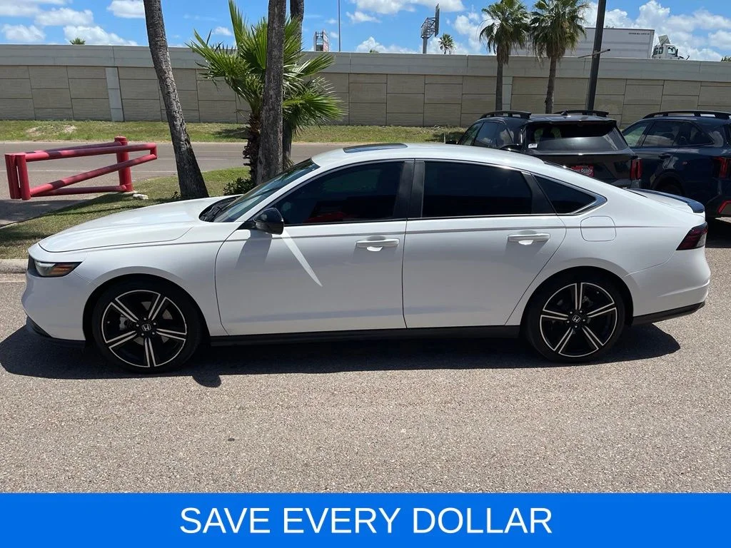 Used 2024 White Honda Sport image 3