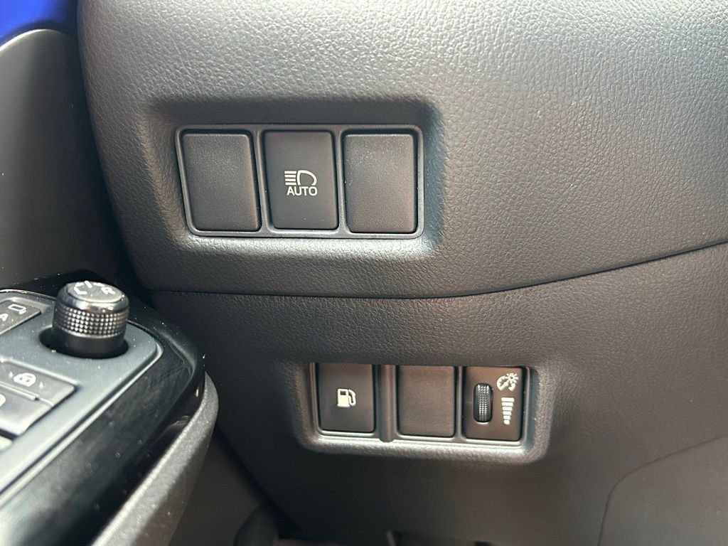 Used 2021 Brown Toyota XLE image 27