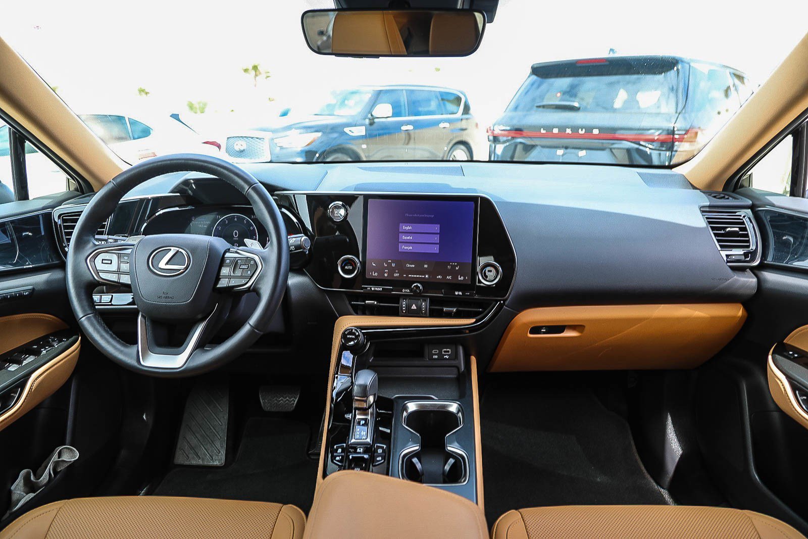 Used 2024 Eminent White Pearl Lexus 350 Premium image 11