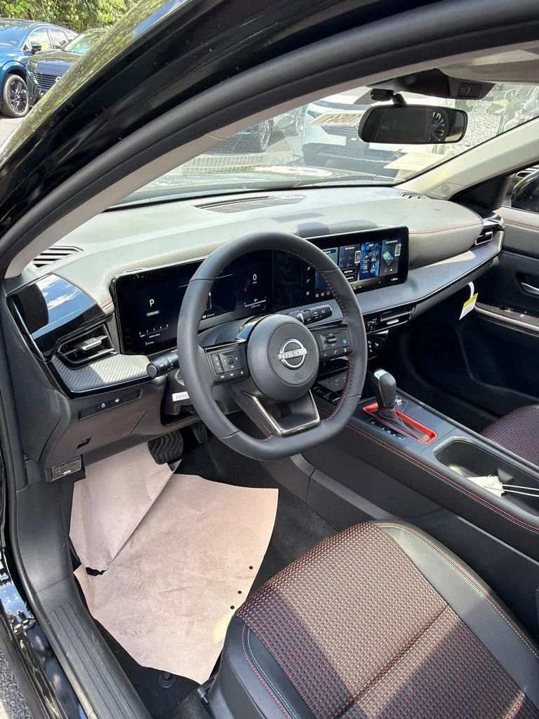 New 2026 Super Black Nissan SR image 18