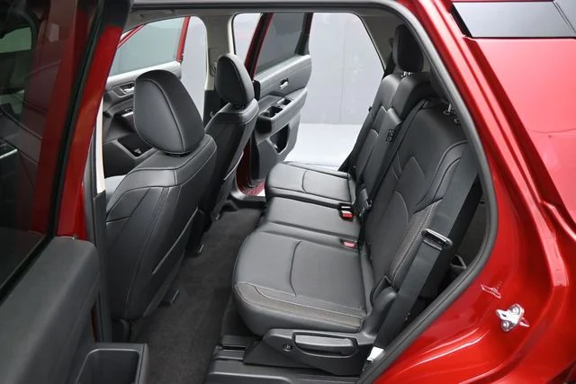 New 2026 Red Nissan SL image 16