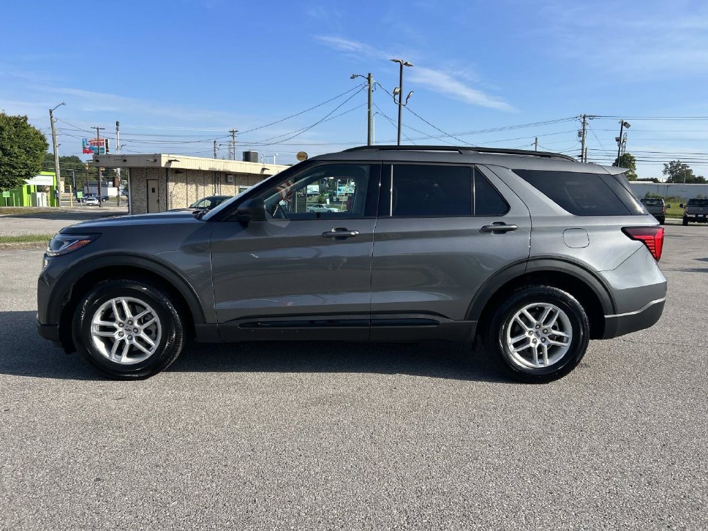 Certified Used 2026 Carbonized Gray Metallic Ford Active image 7