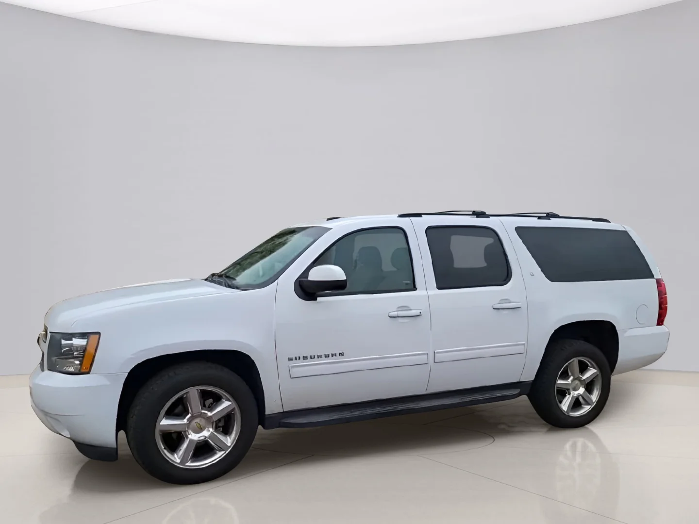Used 2013 White Chevrolet LTZ 1500 image 3