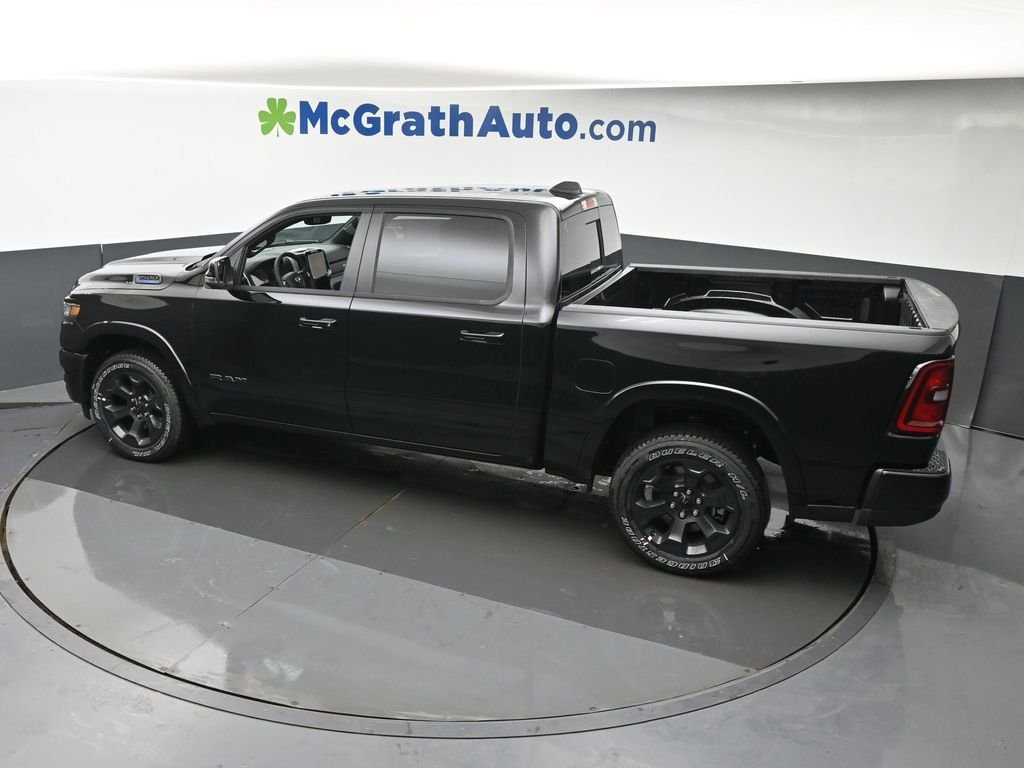 New 2026 Diamond Black Crystal Pearl-Coat Exterior Paint RAM Big Horn/Lone Star image 23