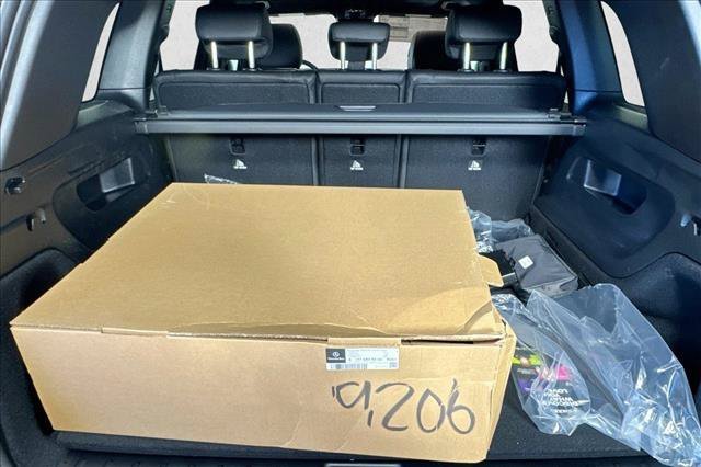 New 2026 Mountain Grey Metallic Mercedes-Benz GLB 250 image 55