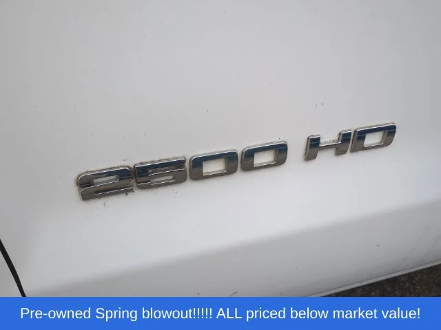 Used 2016 White Chevrolet Work Truck image 12