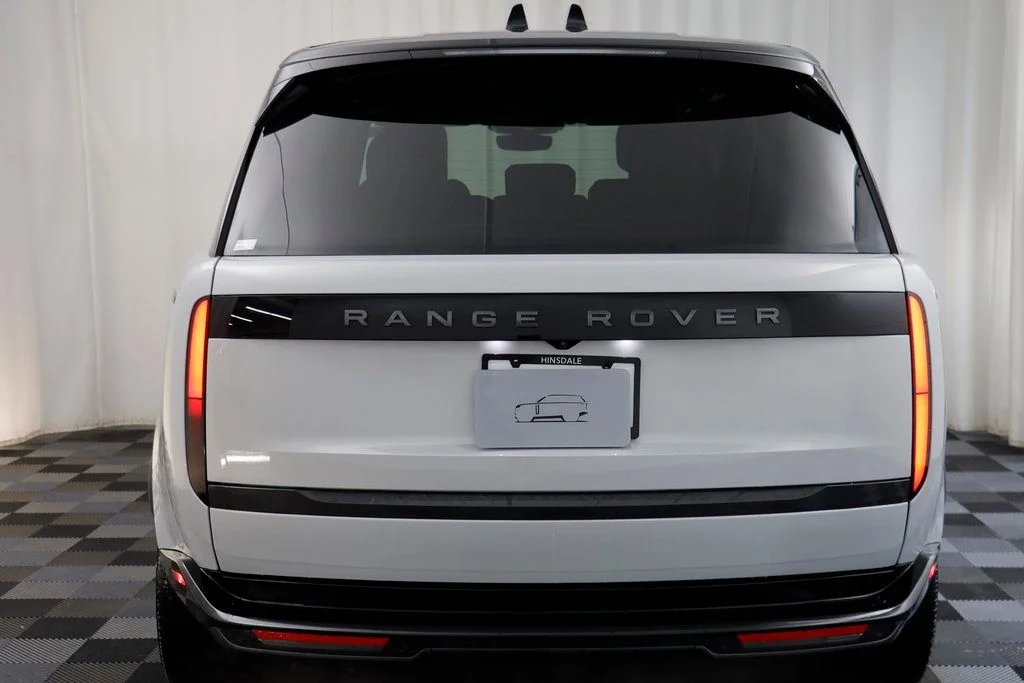 New 2026 Silver Land Rover SE image 19