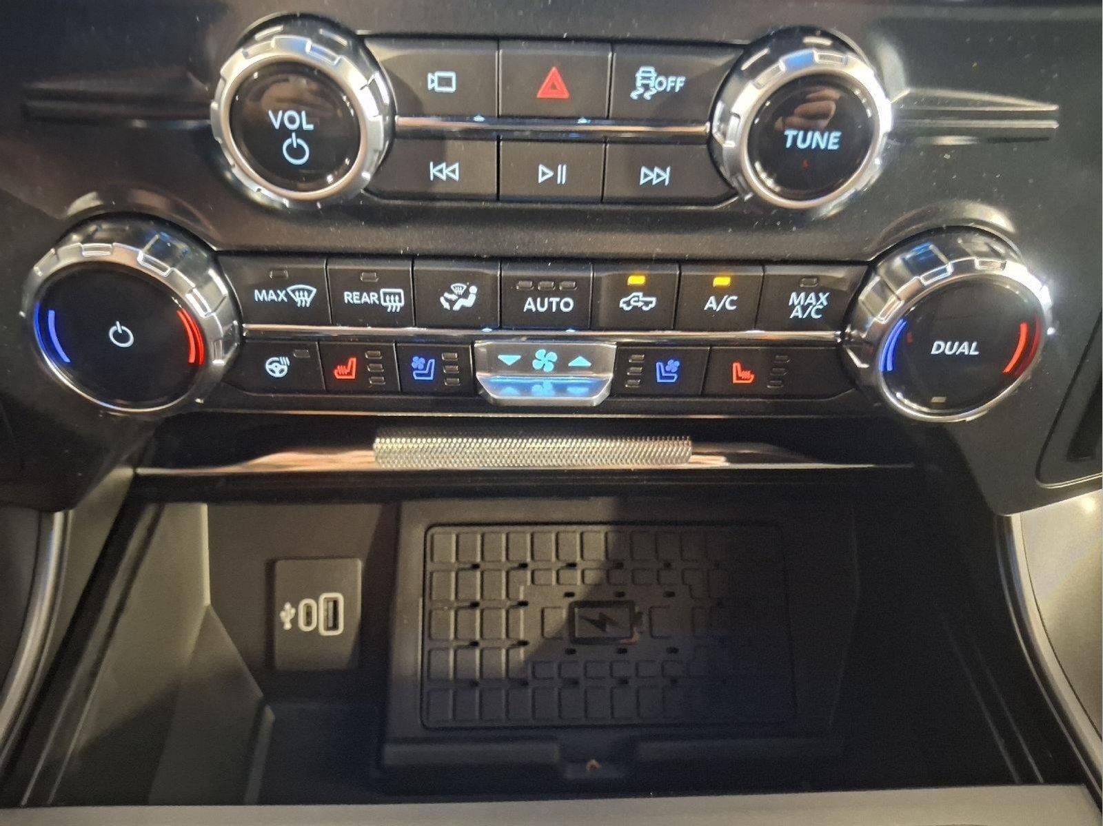 New 2026 Argon Blue Metallic Ford LARIAT image 31