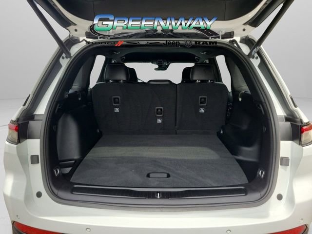 Used 2025 White Jeep Limited image 5