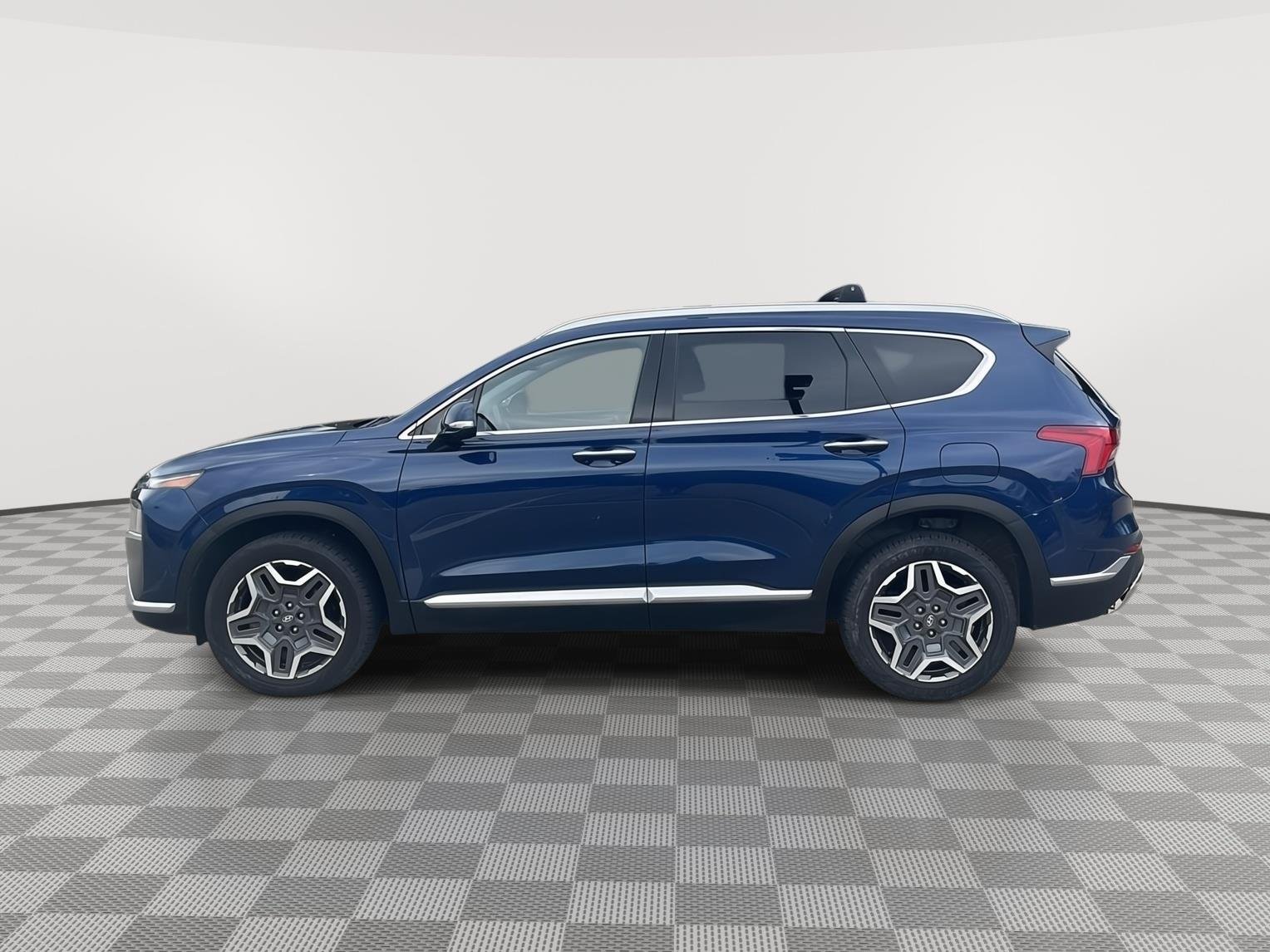 Used 2021 Stormy Sea Hyundai Limited image 9