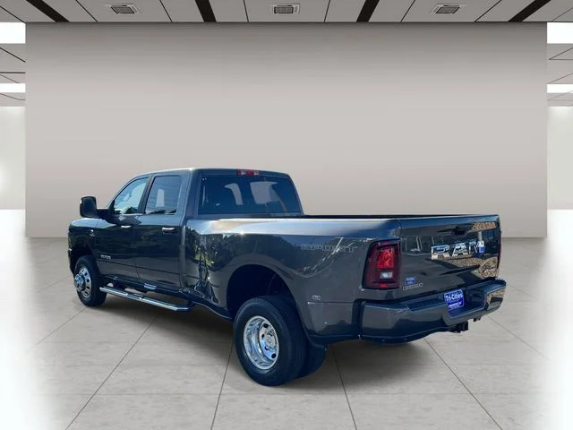 New 2026 Granite Crystal Metallic Clear-Coat Exterior Paint RAM Big Horn image 7