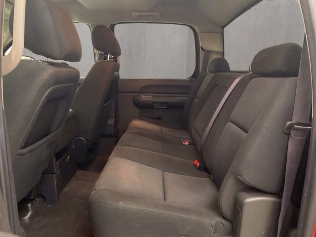 Used 2011 Red GMC SLE image 7