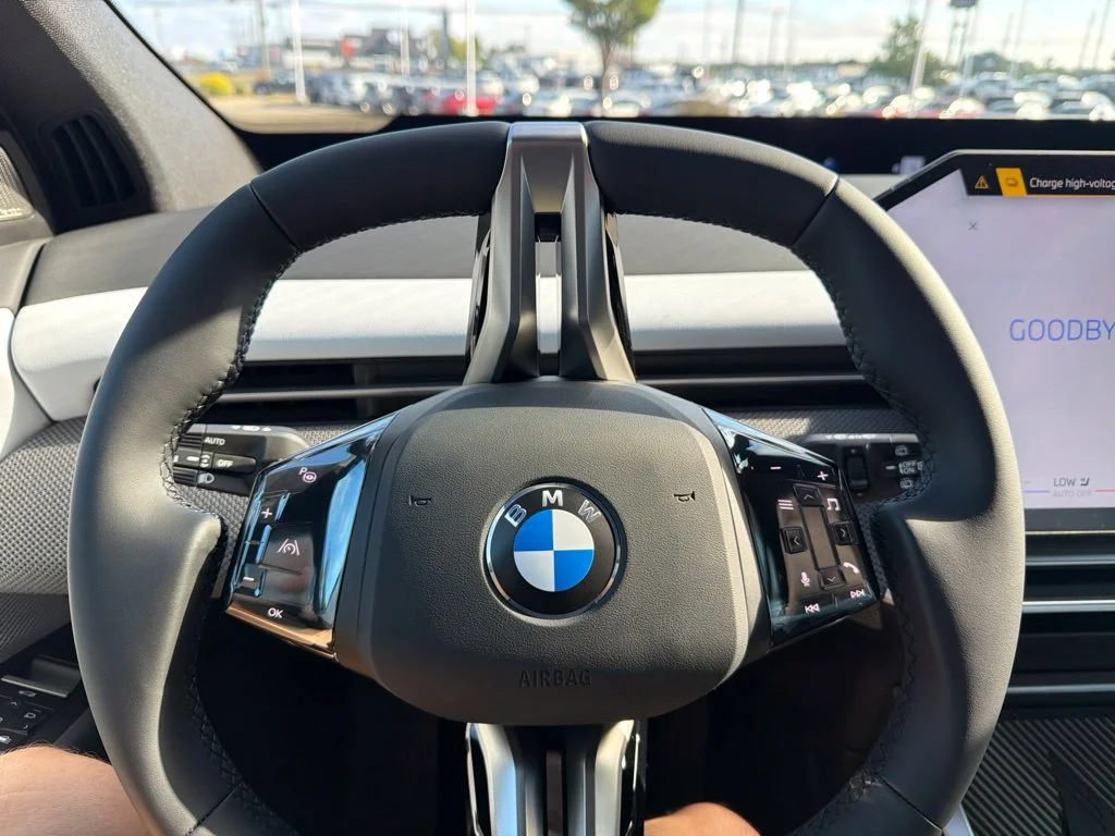 New 2027 Black Sapphire Metallic BMW 50 xDrive image 17
