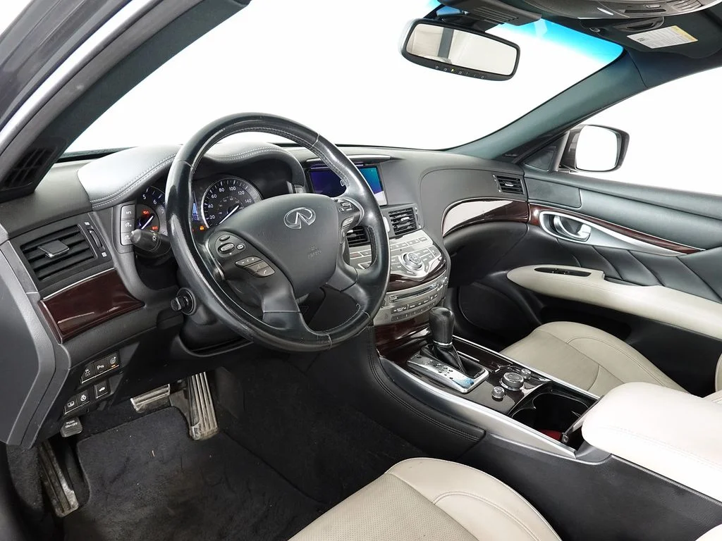 Used 2013 Gray INFINITI Base image 11