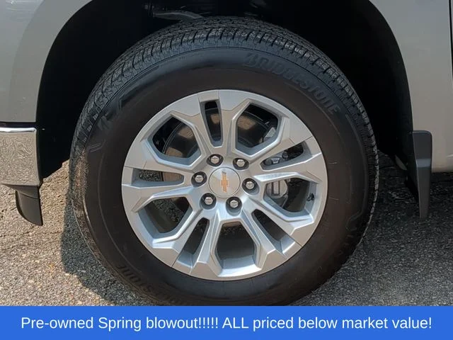 Used 2026 Gray Chevrolet LTZ image 18