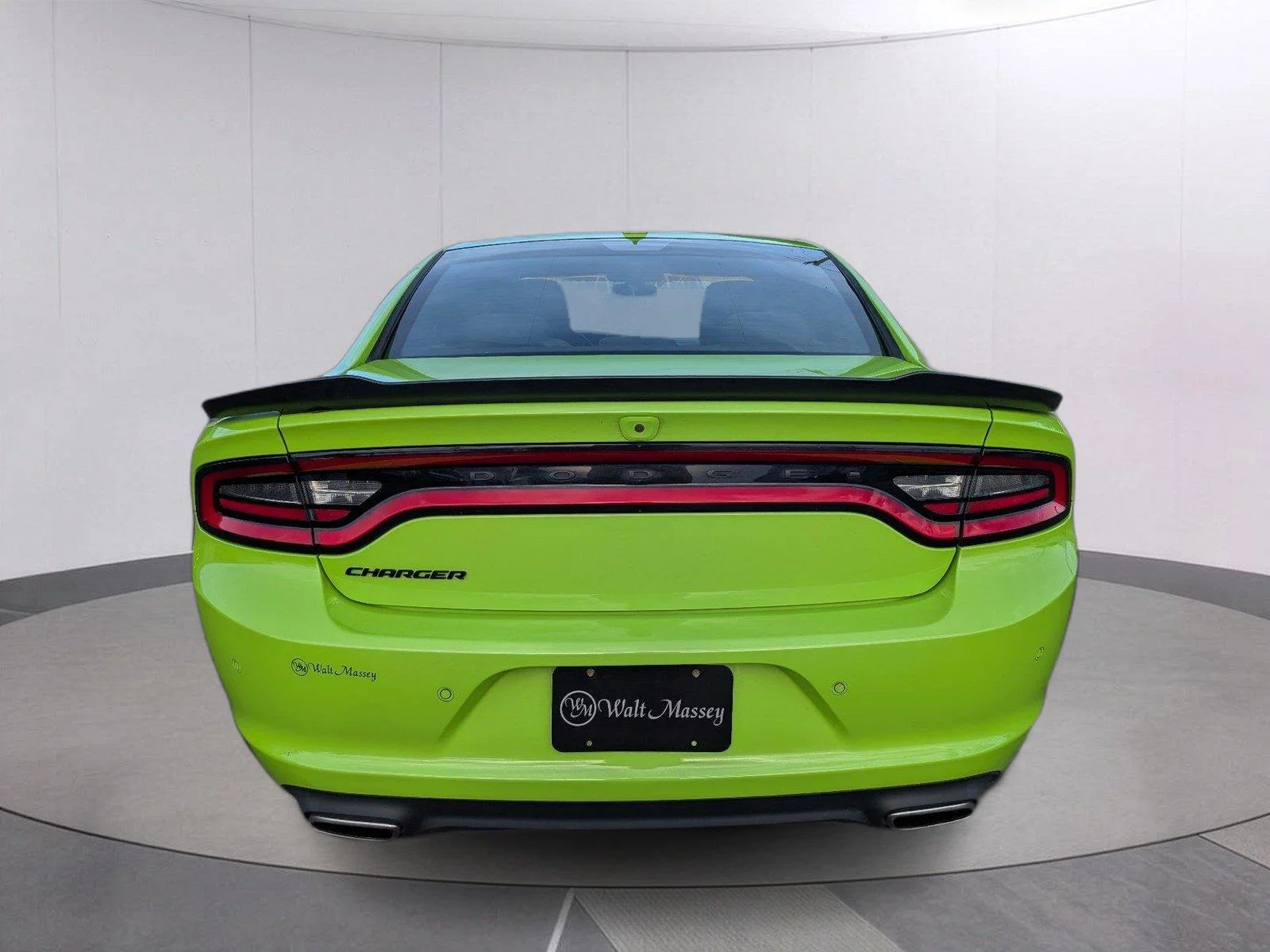 Used 2023 Sublime Metallic Clearcoat Dodge SXT image 6