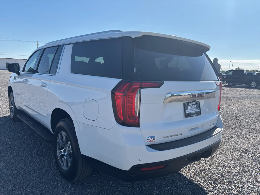 Used 2021 Summit White GMC SLE image 7