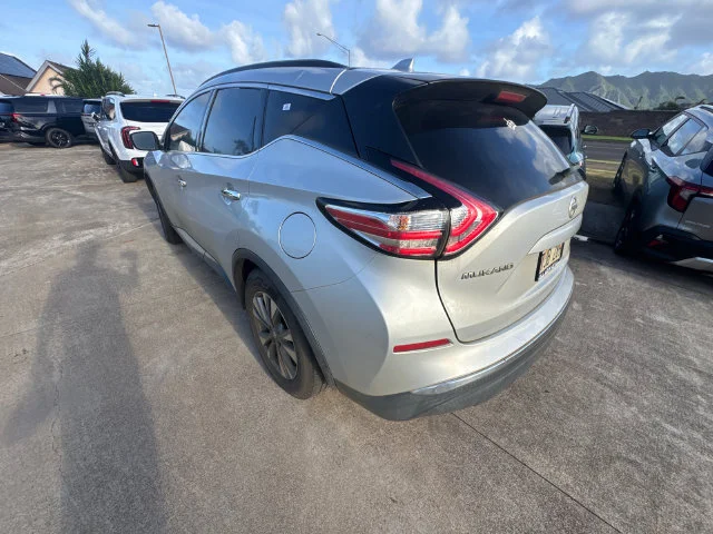 Used 2018 Silver Nissan SV image 5