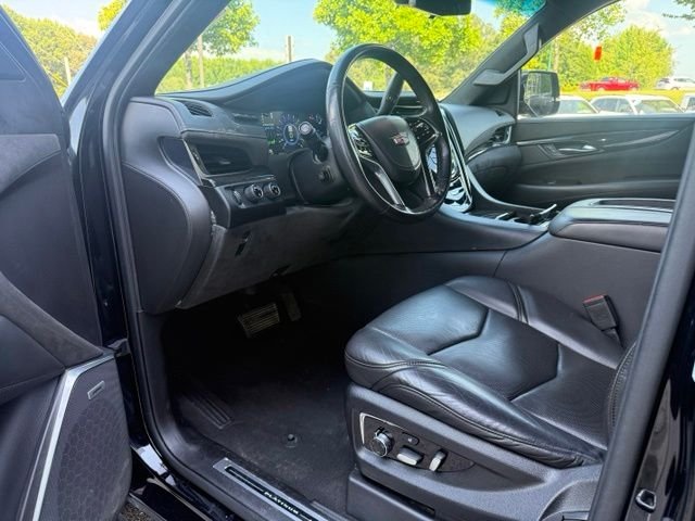 Used 2019 Black Cadillac Platinum Edition image 13