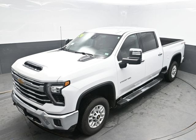 Used 2024 White Chevrolet LTZ image 19